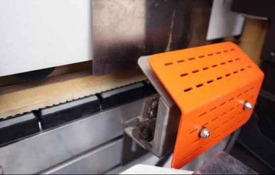 Heavy Duty Automatic High Speed Edge Banding Machine (mesin banding tepi kecepatan tinggi)